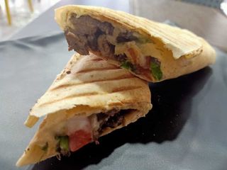 Sandwich Shawarma Viande + frites 