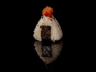 Onigiri spicy tonno