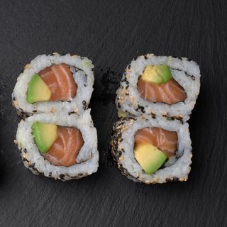 California Crispy Spicy Salmon