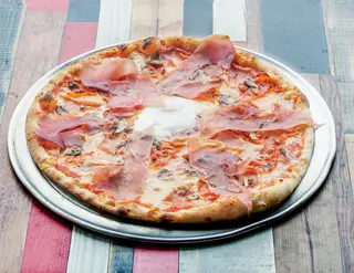 Mr. Pizza