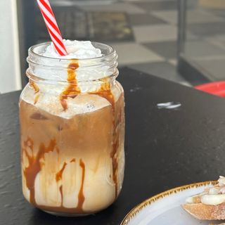 Caramel Macchiato Grande