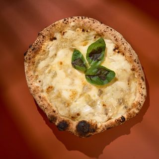 Pizza De 4 Formaggi