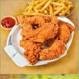 Alitas de pollo fritas