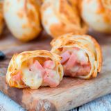 Empanada de Jamón y Queso