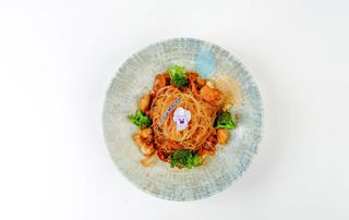 Wok лапша фунчоза с курицей