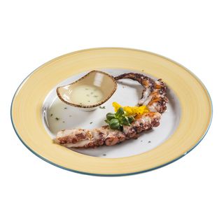 Грилован октопод