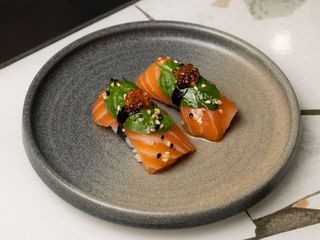 Nigiri SALMON
