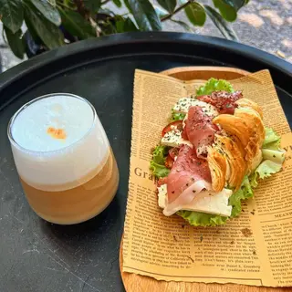 Sandwich croissant