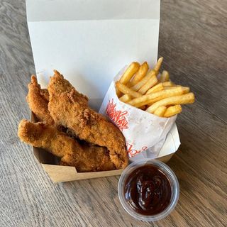 Stripsy z kurczaka 12 szt. + 2x frytki