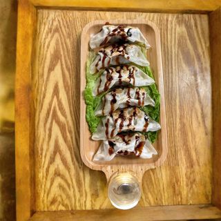 Gyoza de cerdo a la plancha 6ud