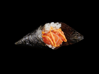 Temaki spicy sake