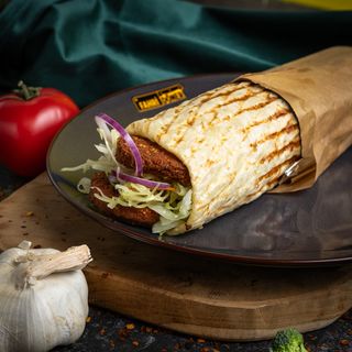 Falafel tortilla