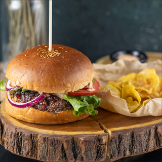 Бургер из рубленой мраморной телятины