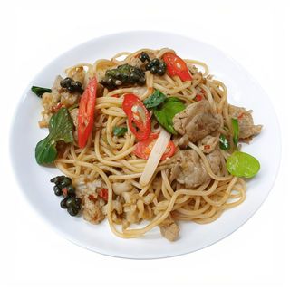 Pad thai con ternera / Pad thai with beef