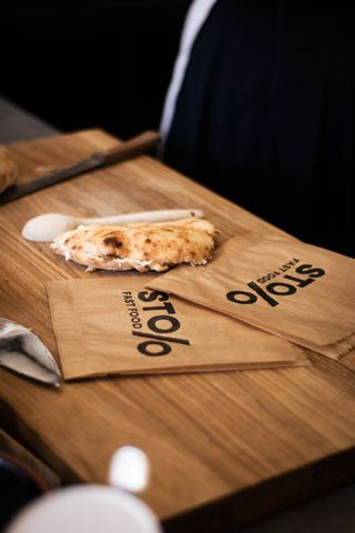 Lepinja kajmak, sudžuka