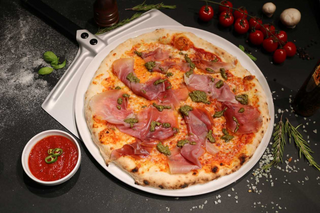 Pizza Prosciutto crudo e pesto