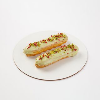 Пирожное "Эклер фисташковый" (0,04 кг)