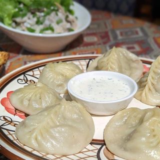 Манты с мясом и джусаем