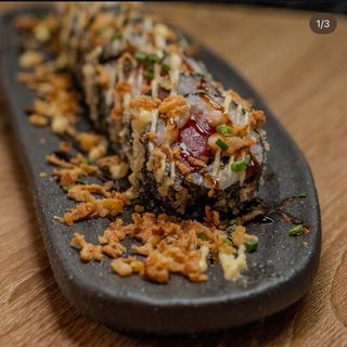 Futomaki De Tuna Crujiente (8 Pzs.)