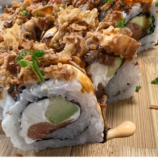 Uramaki Cruschi Salmón Roll (8 Uds.)