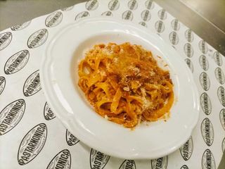 Fettuccine al ragù