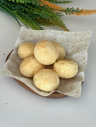 Mini Pães de Queijo