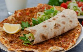 Menú Pizza Turca + Patatas + Bebida