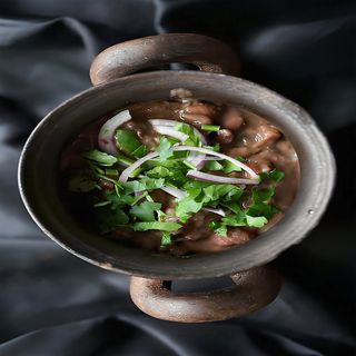 ლობიო ქოთანში