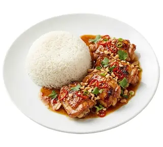 Pollo con salsa vietnamita y arroz blanco