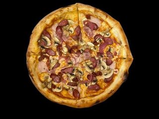 Піца мисливська