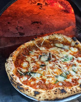 Pizza Bolognese (33 Cm.)