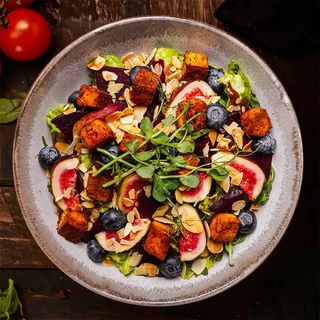 Sałatka z tofu