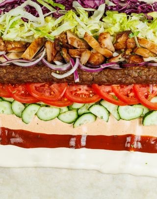 Мега Mix з куркою та телятиною  (470г)