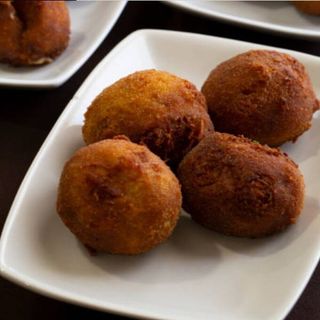 Bolinhas de Alheira