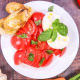 Салата Бурата (450г)