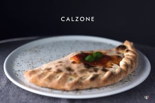 Pizza Calzone (pieróg)