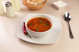 Ciorba taraneasca cu carne de vita