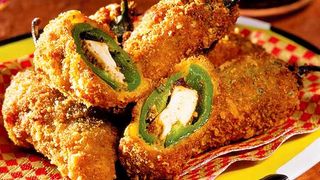 Jalapeños Rellenos de Queso