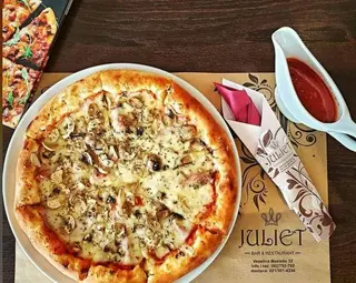 Capricosa pizza + švarcvald palačinke