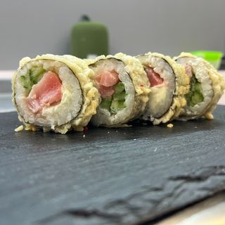 Темпуро ролл з тунцем (290г)