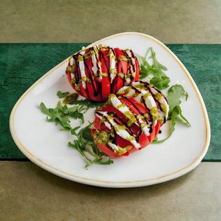 Caprese salata