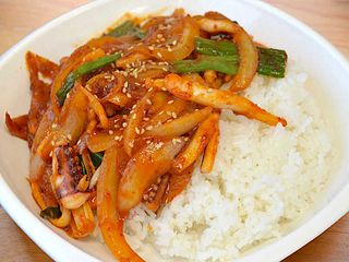 Calamari in salsa piccante