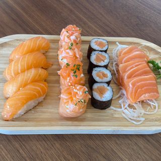 m31. Sushi Salmao Misto /17 peças