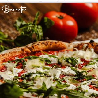 Голяма Пица Флоренция(700гр.)+ Бира по избор (500мл)