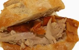 Mini Sandes de Leitão