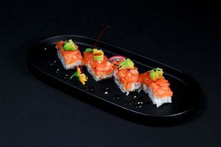 71 Oshi salmone avocado  - 8 pezzi