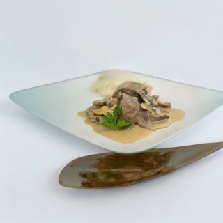 Strogonoff de Novilho