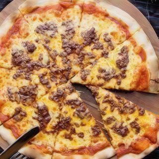 Pizza Alla Bolognese (33 Cm.)