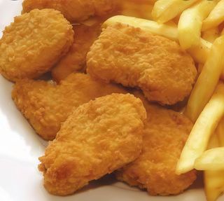 Nuggets De Pollo Con Patatas