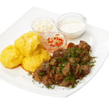 Tocană din carne de porc cu mamaligă 